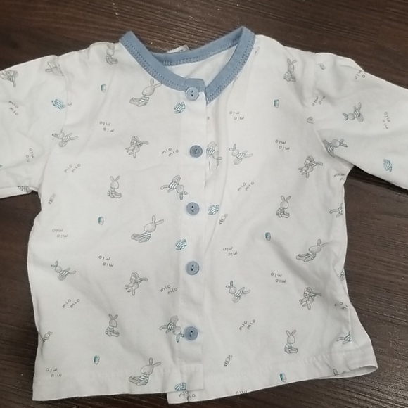 4/$15 Cute Bunny Pj Top - Picture 1 of 2